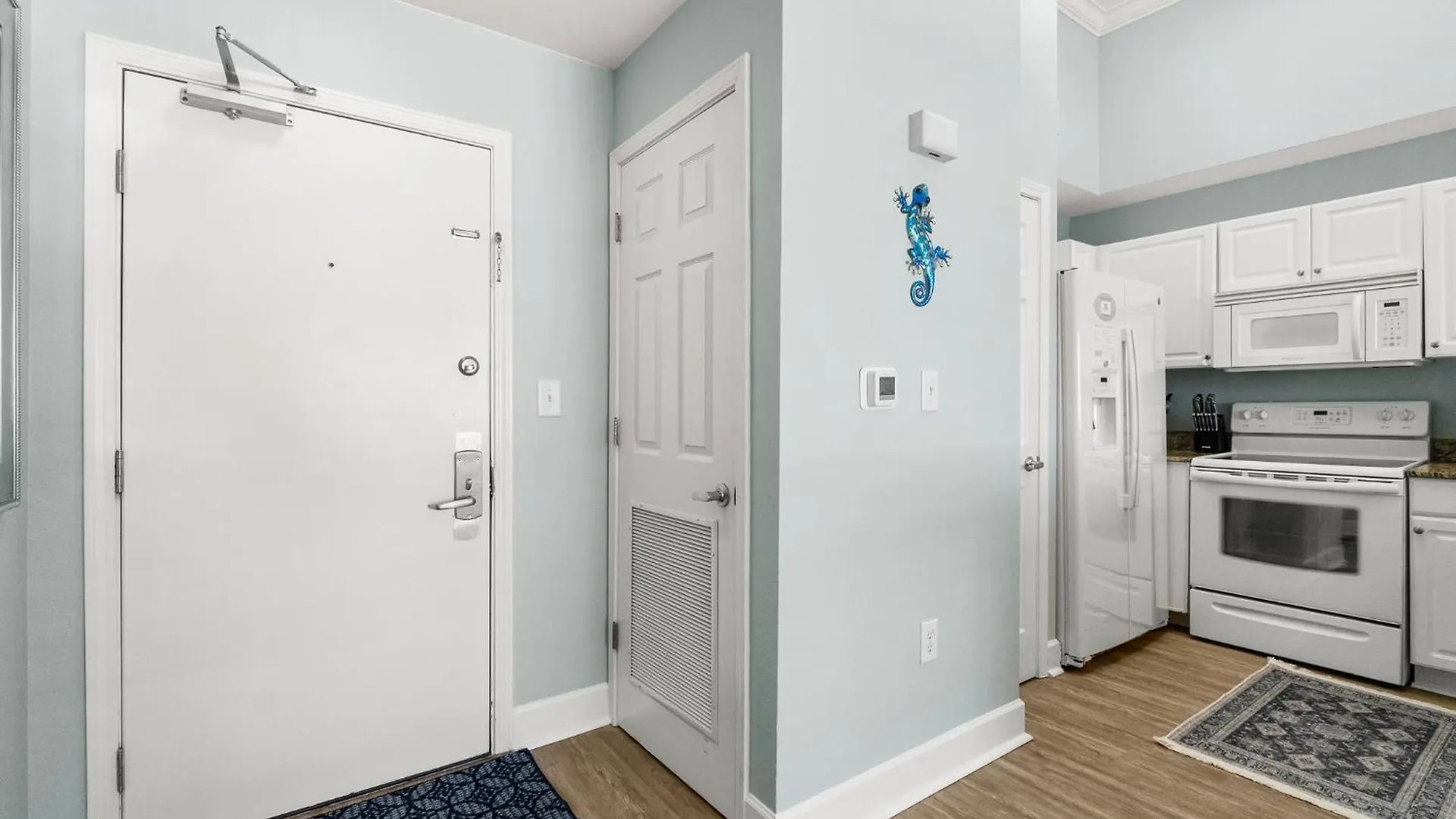 Tidewater Resort! Ground Floor! Free Beach Chairs! By Dolce Vita Getaways Pcb Panama City Beach